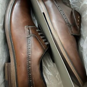 Dockers Elegant Tan Leather Derbys